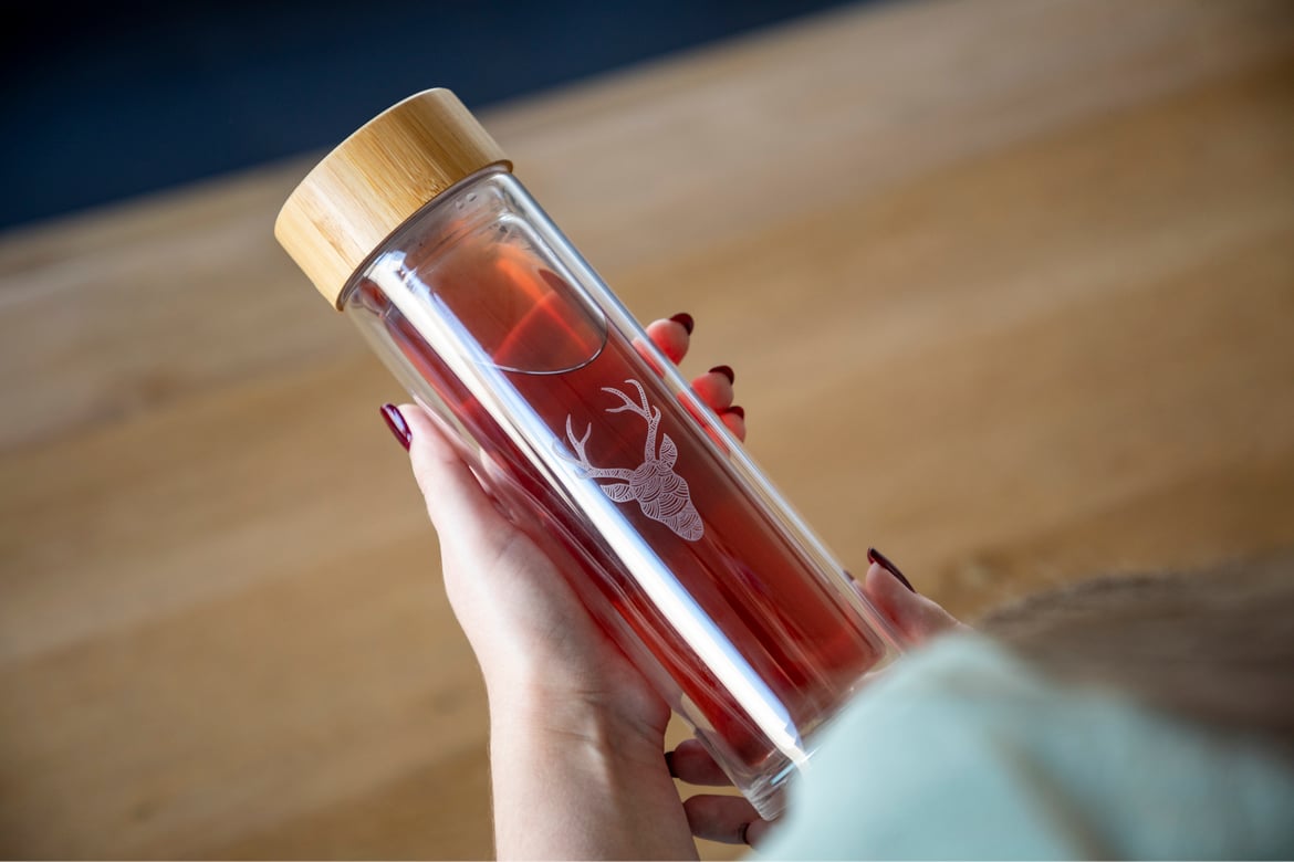 01082_Glasflasche_Tea_5 - Kopie - Kopie 01082_Glasflasche_Tea_5 - Kopie - Kopie
